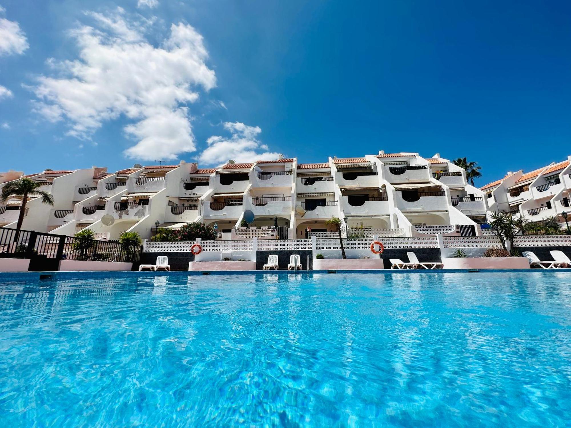 Quiet Apartment Coral Mar Арона Экстерьер фото